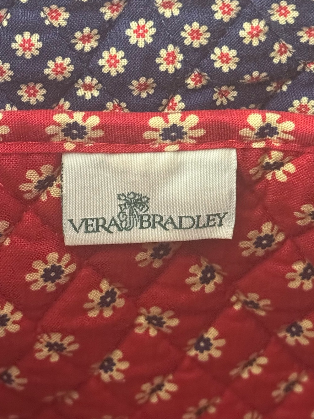 Vera Bradley Americana Red Vintage Quilted Tote Shoulder Bag Zipper 15x12 - Picture 5 of 9